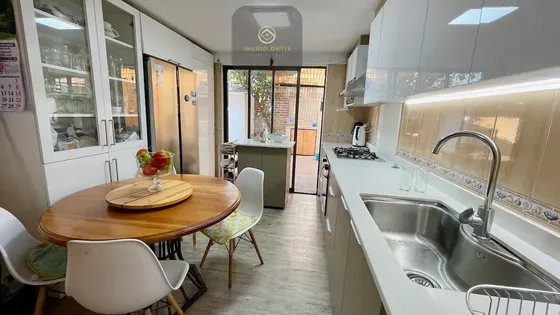 Oportunidad! Casa Grande 4d 3b 4estac - B Tranquilo En Maipu