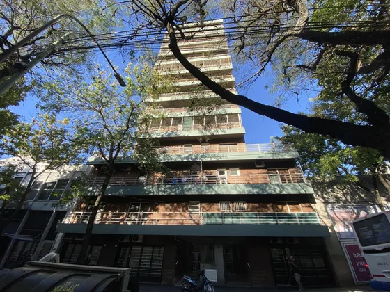 Departamento En  Venta De 3 Amb Piso Alto Vista Abierta