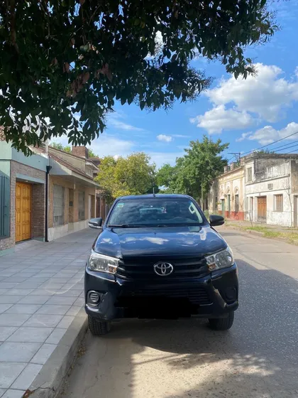 Toyota Hilux Pick-up 2.4 Cd Dx 150cv 4x4