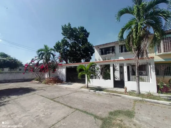 Se Vende O Alquila Townhouse En Tinaquillo Mc