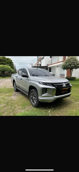 Mitsubishi L200 2.5l