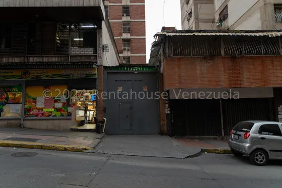 Local Industrial En La Candelaria Dmh 24-19512
