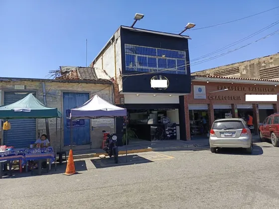 Vendo Local Comercial 162 M2 . En Higuerote Brión Miranda.