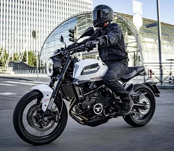Motos Puerto Madero S. A.: Motomorini Seiemmezzo 650 Str Jp