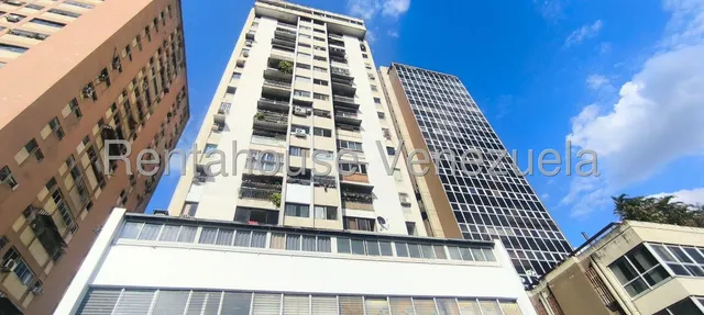 Apartamento En Venta, Ubicado Los Ruices En El Corazón De La Ciudad Muy Céntrico, Listo Para Mudarte. Nm