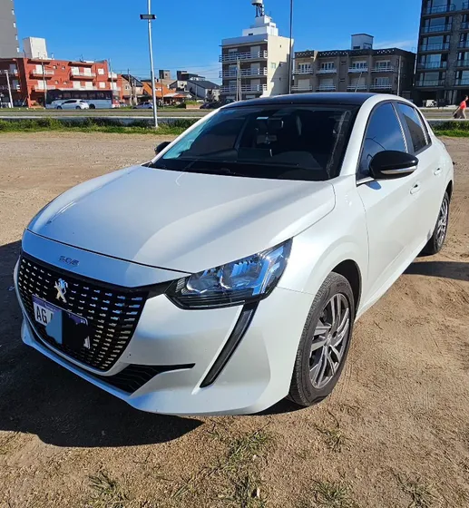 Peugeot 208 1.6 Allure Pack