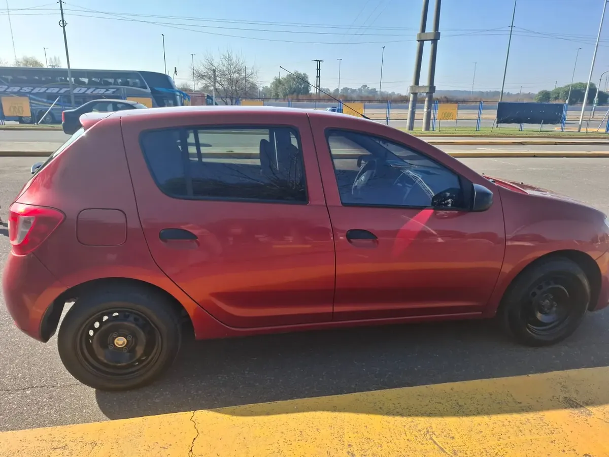 Renault Sandero 1.6 Expression 90cv531621452690247681