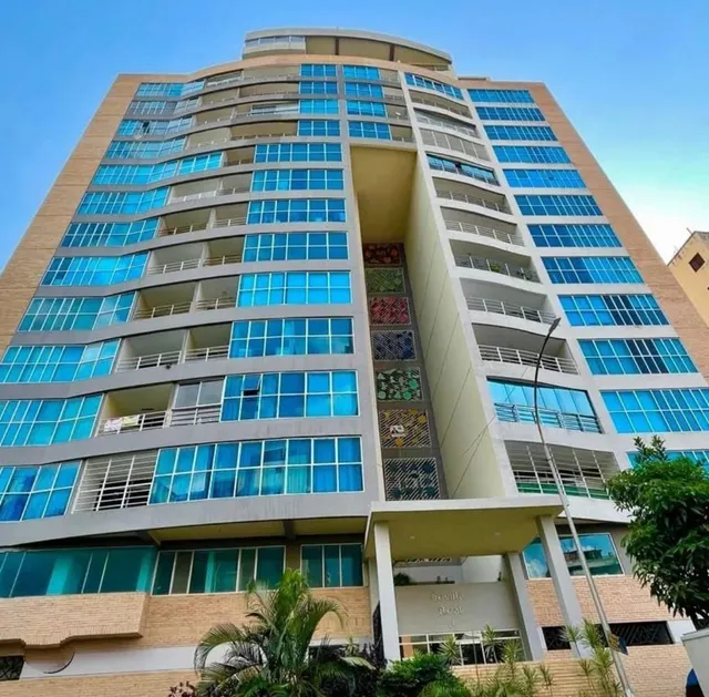 Nelida Lugo Vende Apartamento En Res. Sevilla Real, Sabana Larga, Valencia. Cod: Sk.el-yos.mñ