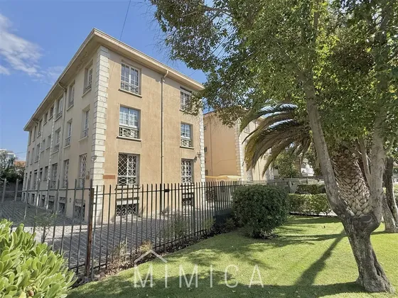 Oficina En Venta En Providencia. Plaza Padre Letelier