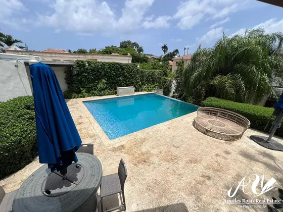 Hermosa Casa En Altos De Arroyo Hondo Iii