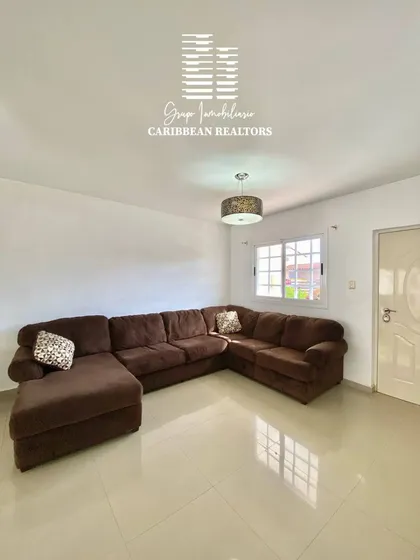 Town House En Alquiler. Conj. Resd Tierra Del Sol