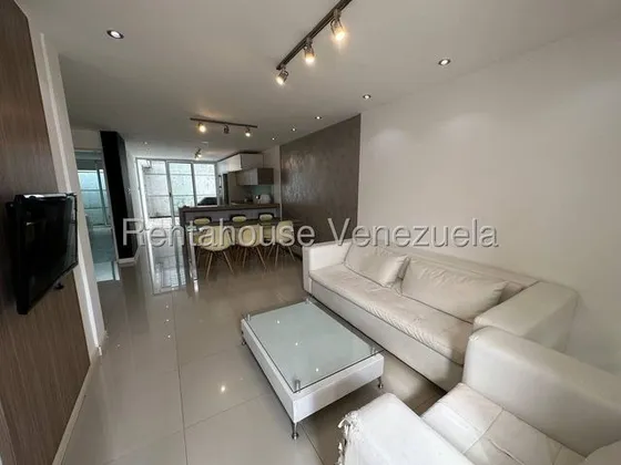 Zulay González Vende, Casa En Venta Semi Amoblada En Cabudare Cañas Del Sur, 2 Habitaciones Mls 25-20667