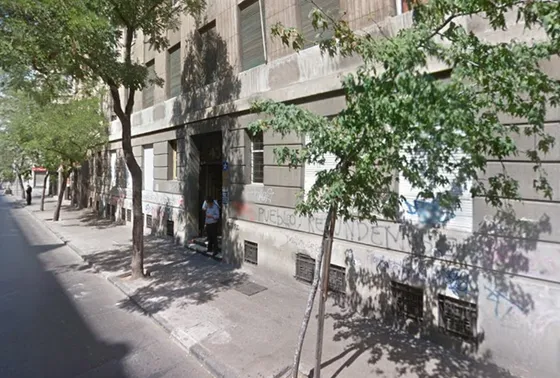 Dieciecho, Barrio Cívico 170 M2 Con Estacionamiento