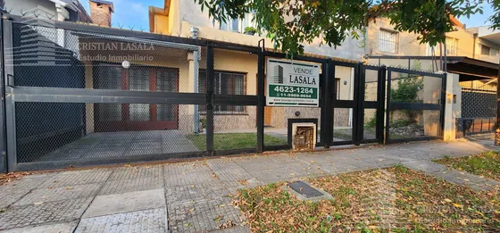 Casa 6 Ambientes Ideal 2 Familias - Ituzaingó Norte