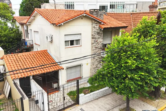 Venta Casa 5 Amb Centrica En Adrogue