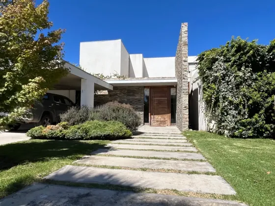 Casa En Venta En Requínoa