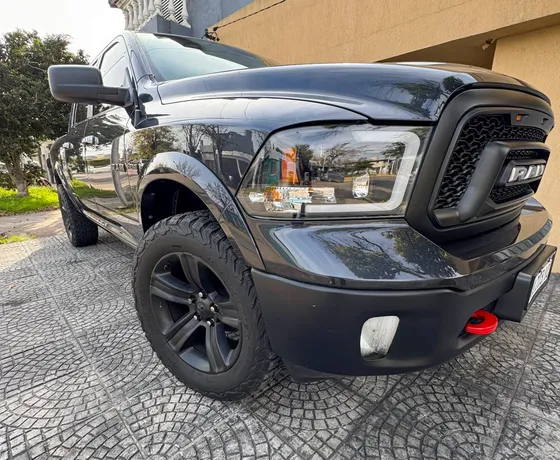 Dodge Ram 5.7 Laramie V8 4x4