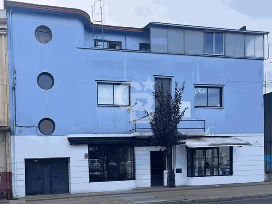 Céntrica Propiedad Con Potencial Comercial.