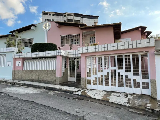 Casa En Venta Urbanización Los Nuevos Teques - S30