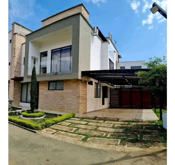 Casa Con Piscina-manantial De Las Mercedes - Alfaguara-jamundí