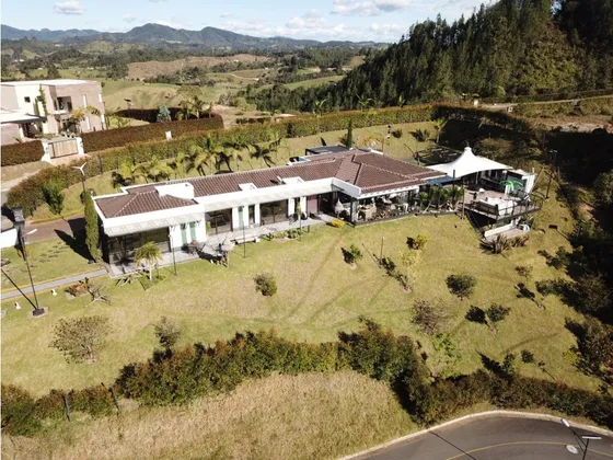 Casa Campestre En El Retiro