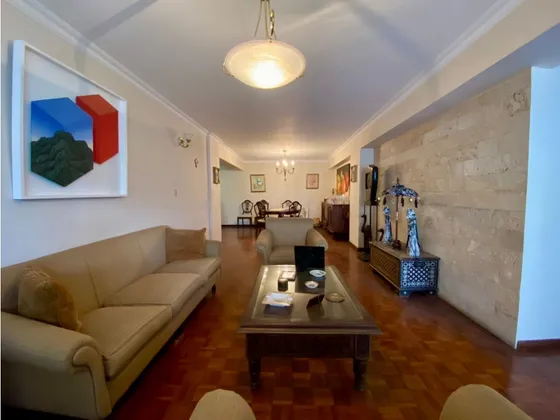 Se Vende Apartamento 195m² 3h+1s/2b+1s/2e Cumbres De Curumo