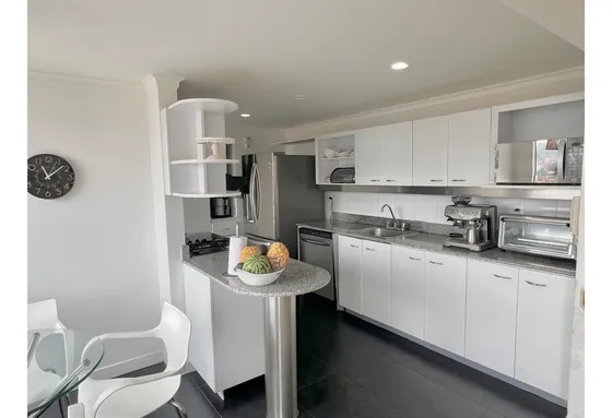 Apartamento En Arriendo En El Poblado El Tesoro