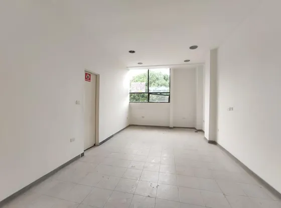 Oficina En Arriendo En Latino. Cod A22453