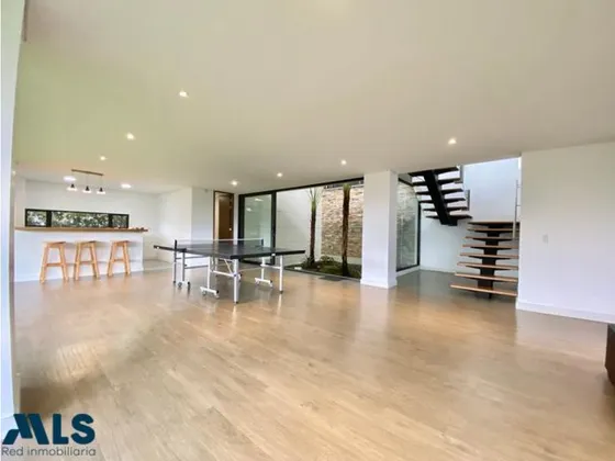 Maravillosa Casa Rodeada De Naturaleza(mls#232834)