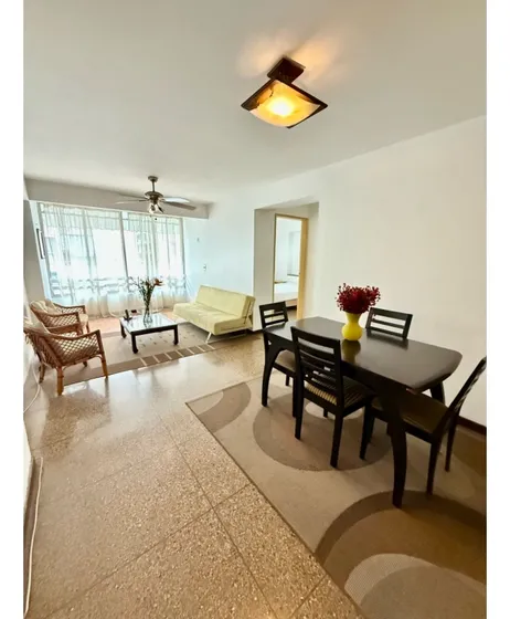 Se Alquila Apartamento 60m2 Los Palos Grandes 8868