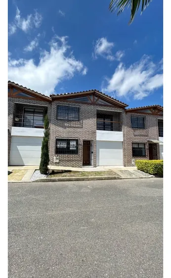Se Vende Casa Unifamiliar En La Ceja Unidad Abierta Precio Fijo