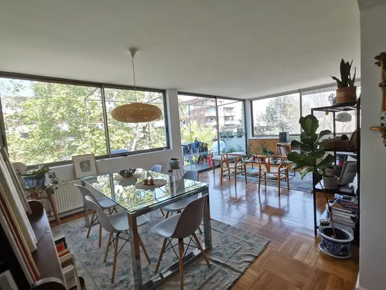 Amplio Departamento Lyon Con Carlos Antunez