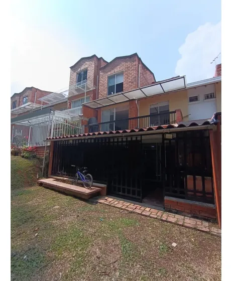 Se Vende Casa En Belen, Medellin
