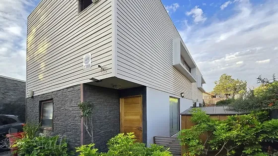 Casa En Venta De 4 Dorm. 4 Baños En Providencia