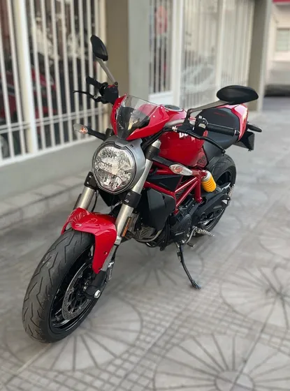 Ducati Monster 797 - Hobbycer Bikes