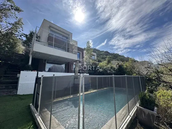 Lo Barnechea / Piscina Climataizada / 4d 4b