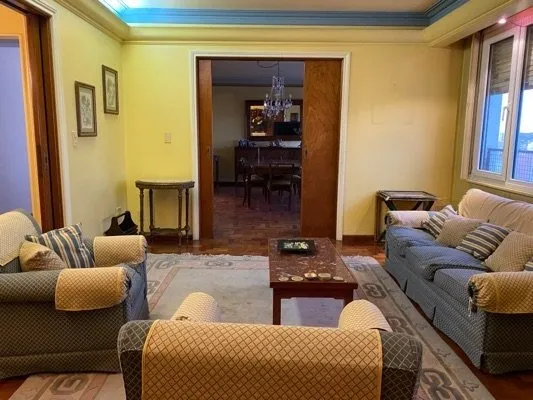 Semi Piso De Categoria En Venta Alsina 162