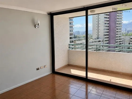 Oportunidad Departamento En Venta De 3 Dorm 2b. En Santiago