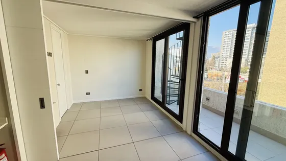 Duplex Con Quincho Y Parrila, Metro Plaza Egaña, C. Willshaw