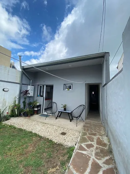 Monoambiente Al Frente Y Loft Atrás
