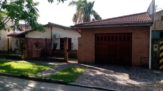 Venta Casa 2 Habitaciones 2 Baños Quincho Quilmes Oeste