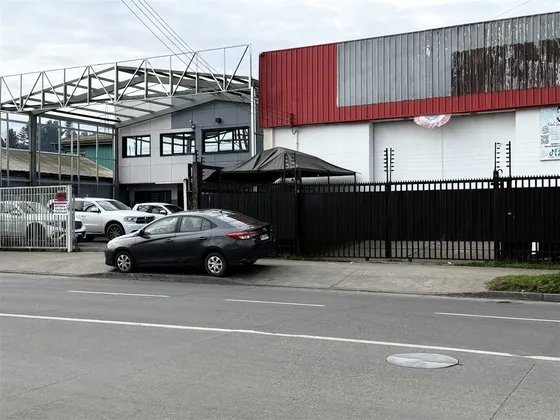 Bodega 300 Mt2 Y 5 Oficinas - Camilo Henriquez - Concepción