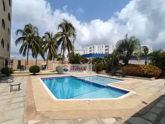 Remax Vende Amplio Y Cómodo Pent House En El Edificio Los Manglares Tucacas