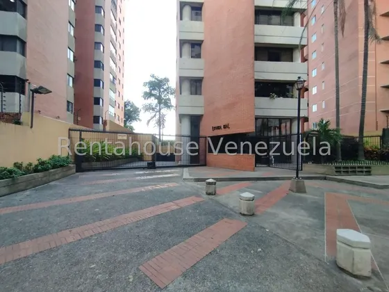 Excelente Apartamento En Alquiler Amoblado Ubicado En El Rosal - Mls 25-7749