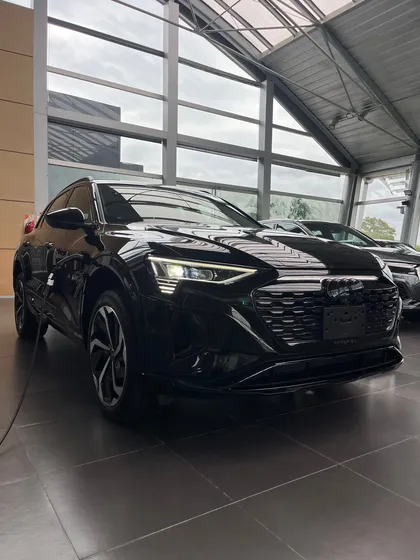 Audi Q8 E-tron 0.0 55 Quattro