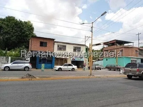 Local Comercial En Venta Inm Av. Lisandro Alvarado A Pie De Calle , Con Alto Trafico Vehicular Y Peatonal , Entrada Independiente Con Fondo De Comercio Activo Y Operativo. 25-14149