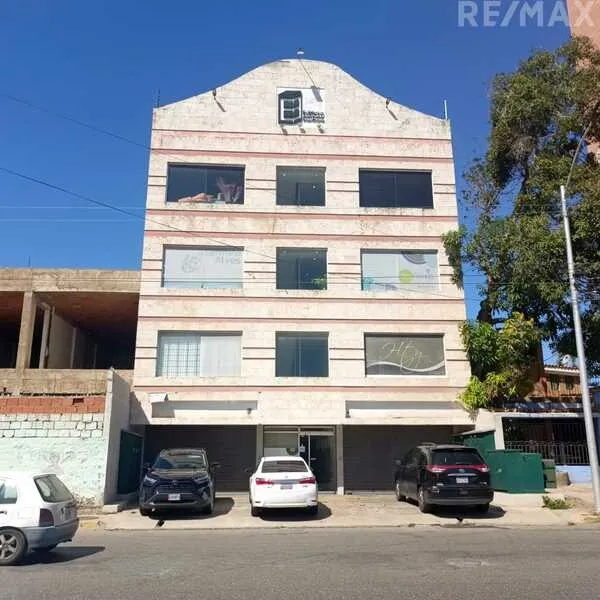 Oficina #14 En Avenida Bolivar, Edificio Empresarial, Porlamar, Mariño, Nueva Esparta