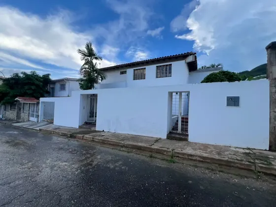 Casa En Venta En Urb Pebo 3