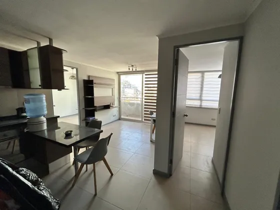 Oportunidad, Moderno Remodelado Depto. 2d. 2b. Semi Amoblado