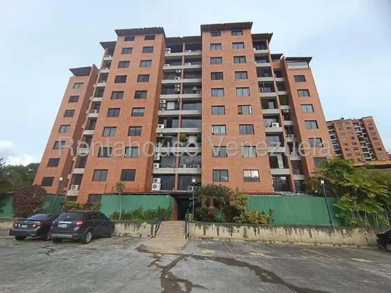 En Excelente Urbanización, Apartamento Amoblado, Vigilancia 24h, 25-10810